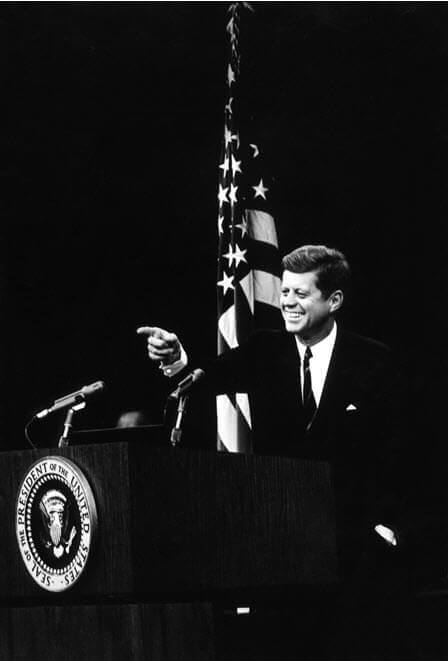 president-kennedy-points-to-a-reporter-at-a-news-conference